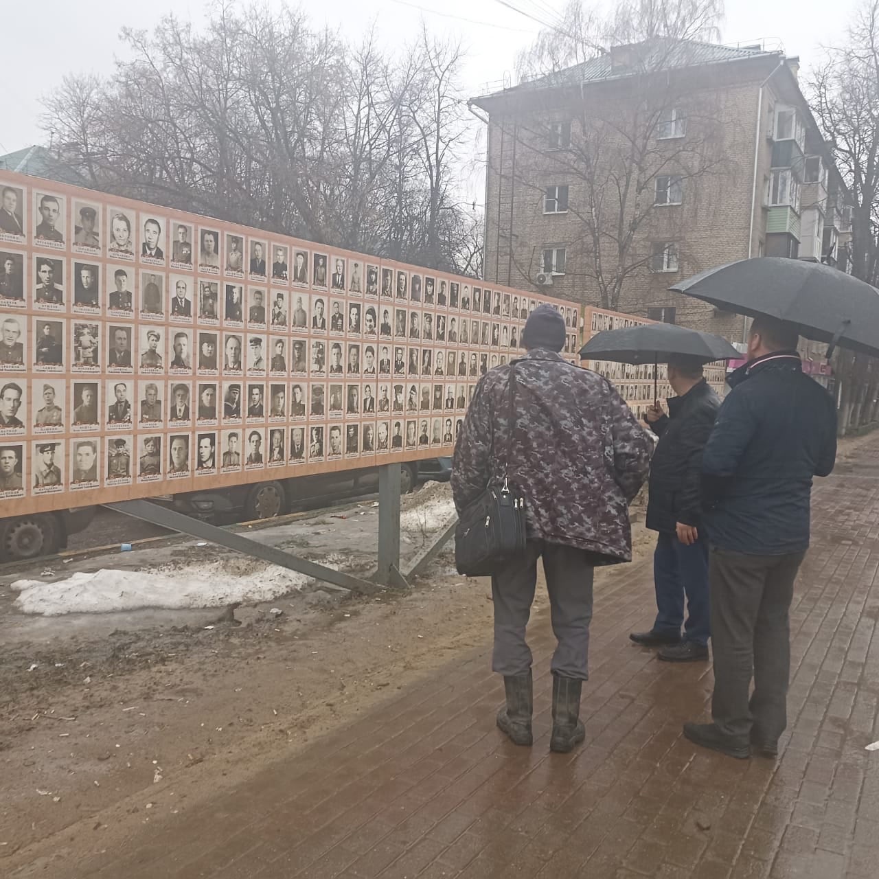 В поселке Люберец начались работы по изготовлению нового мемориального  стенда героям ВОВ | 29.03.2023 | Люберцы - БезФормата